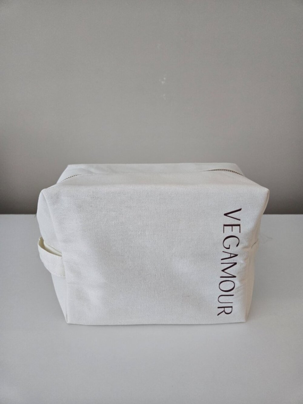Vegamour Travel‎ Cosmetic Canvas Bag - New